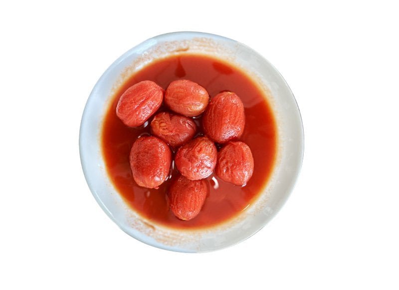 Whole pleed tomato 